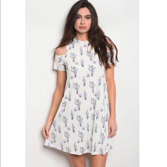 Cold Shoulder Slinky Cactus Dress - Picture 2 of 4